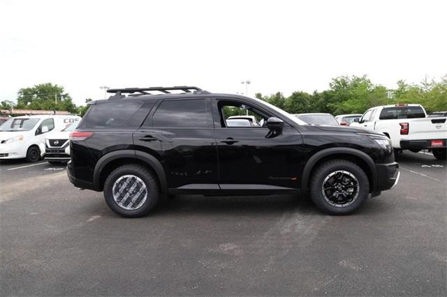 2025 Nissan Pathfinder Vehicle Photo in Hazelwood, MO 63042