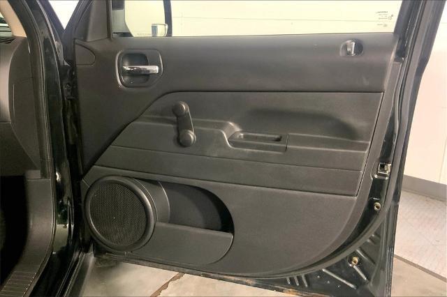 2013 Jeep Patriot Vehicle Photo in Lees Summit, MO 64086