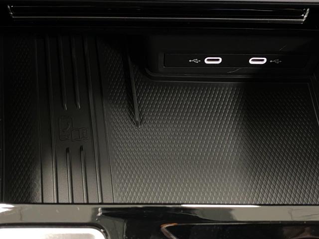 2025 Volkswagen Atlas Vehicle Photo in Appleton, WI 54913