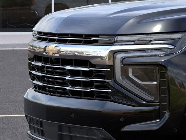 2025 Chevrolet Suburban Vehicle Photo in Roslyn, NY 11576