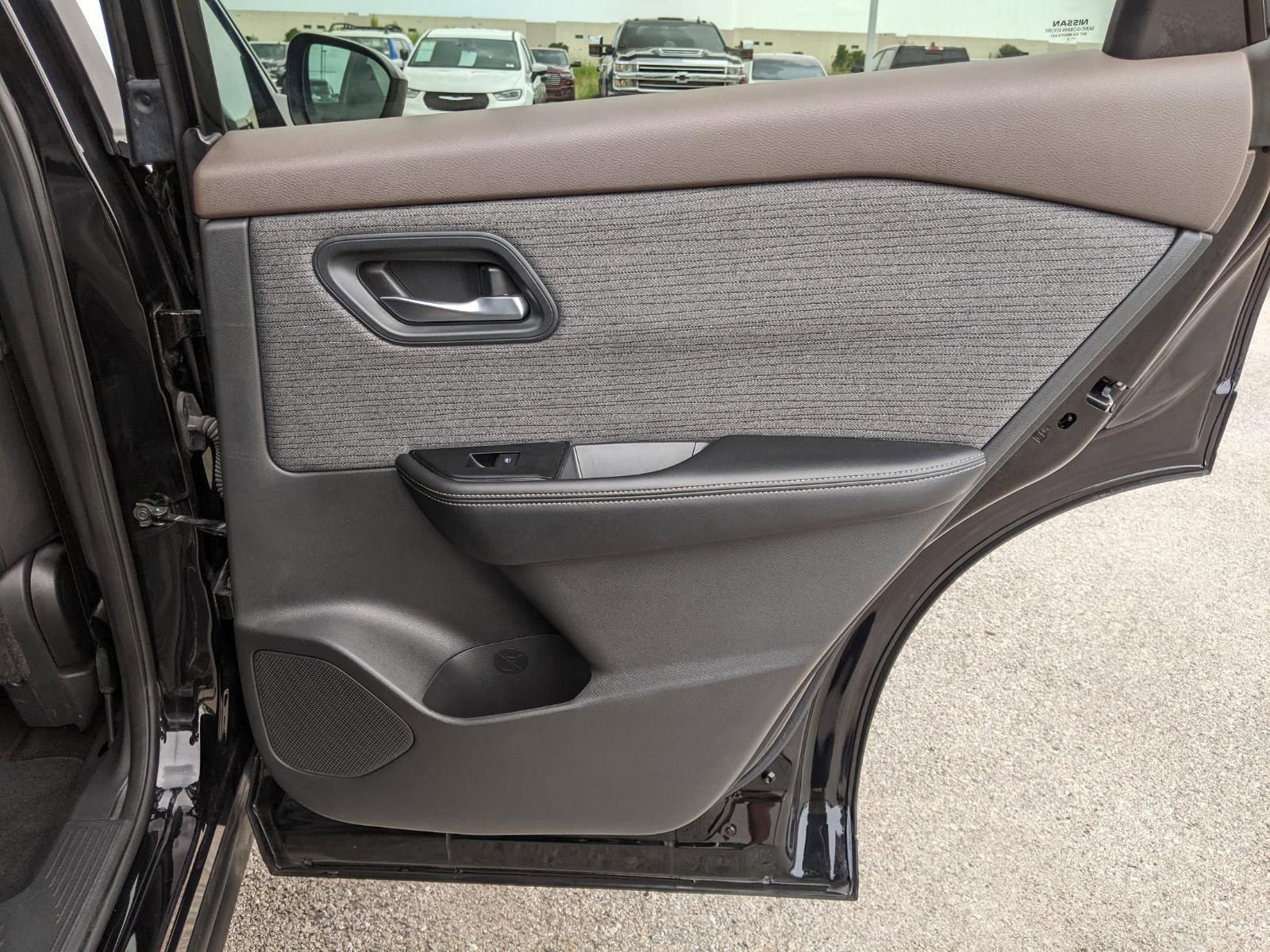 2023 Nissan Rogue Vehicle Photo in Seguin, TX 78155