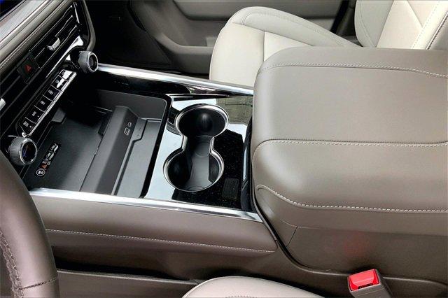 2025 Chevrolet Tahoe Vehicle Photo in KANSAS CITY, MO 64114-4502