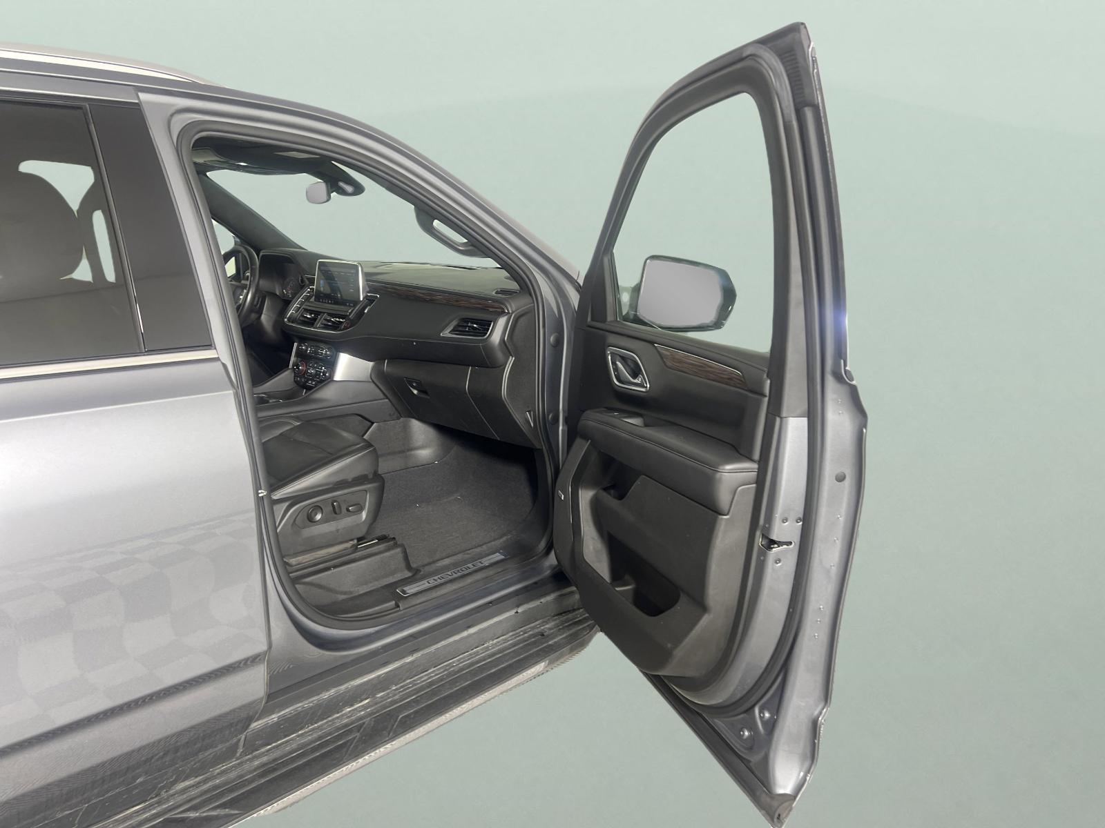 2021 Chevrolet Suburban Vehicle Photo in GEORGETOWN, TX 78626-7508