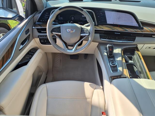 2023 Cadillac Escalade Vehicle Photo in SMITHTOWN, NY 11787-5023