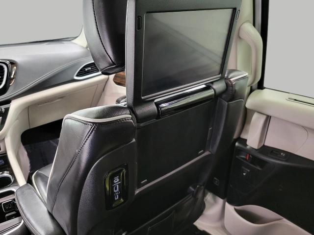 2023 Chrysler Pacifica Vehicle Photo in NEENAH, WI 54956-2243