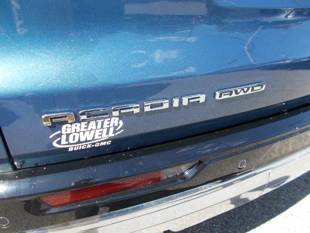 2026 GMC Acadia Vehicle Photo in LOWELL, MA 01852-4336