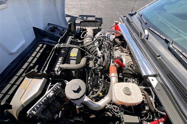 2024 Chevrolet Silverado Chassis Cab Vehicle Photo in INDEPENDENCE, MO 64055-1314