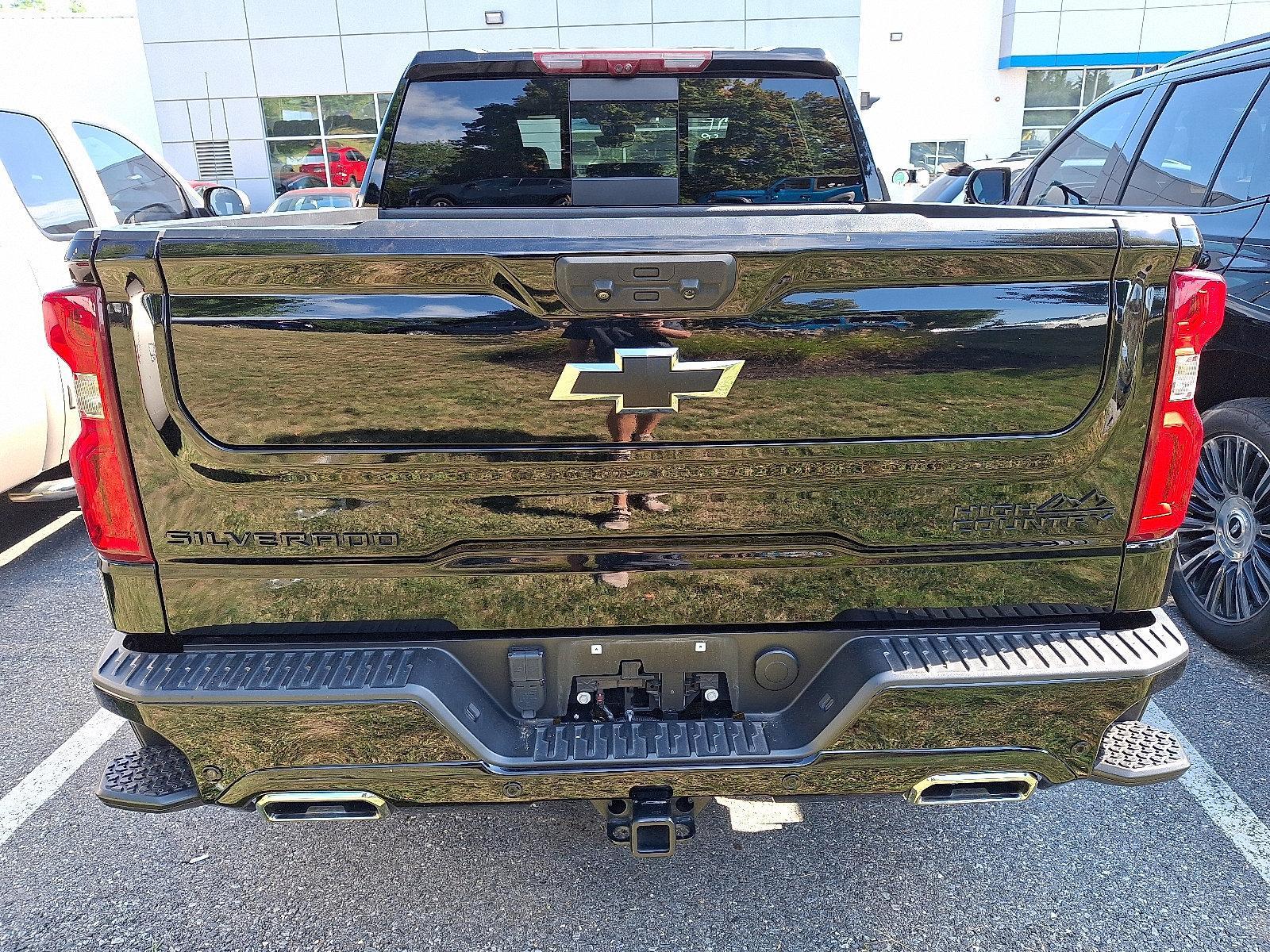 2023 Chevrolet Silverado 1500 Vehicle Photo in BETHLEHEM, PA 18017-9401