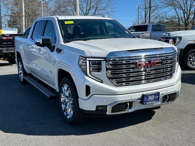 2024 GMC Sierra 1500 Vehicle Photo in LOWELL, MA 01852-4336