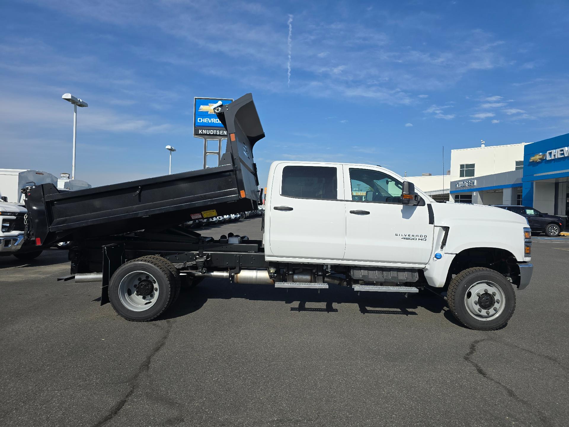 2024 Chevrolet Silverado 4500 HD Vehicle Photo in POST FALLS, ID 83854-5365