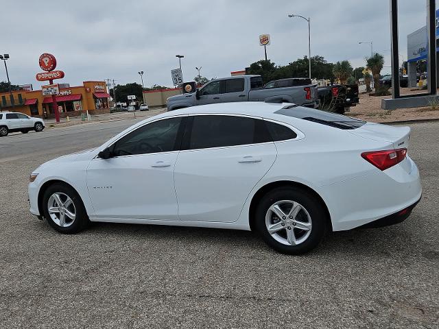 2025 Chevrolet Malibu Vehicle Photo in SAN ANGELO, TX 76903-5798