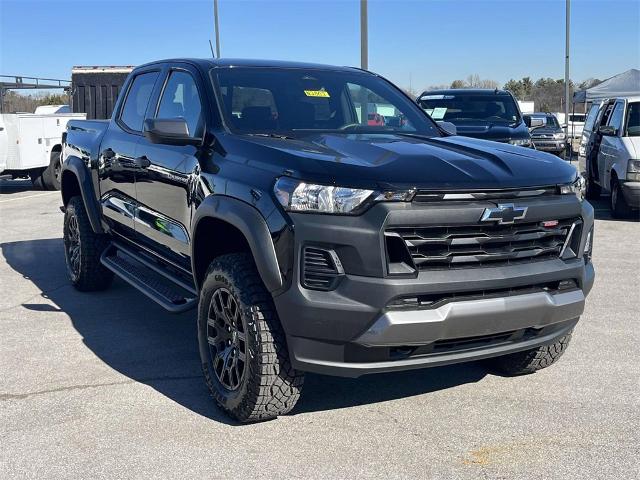 2025 Chevrolet Colorado Vehicle Photo in ALCOA, TN 37701-3235