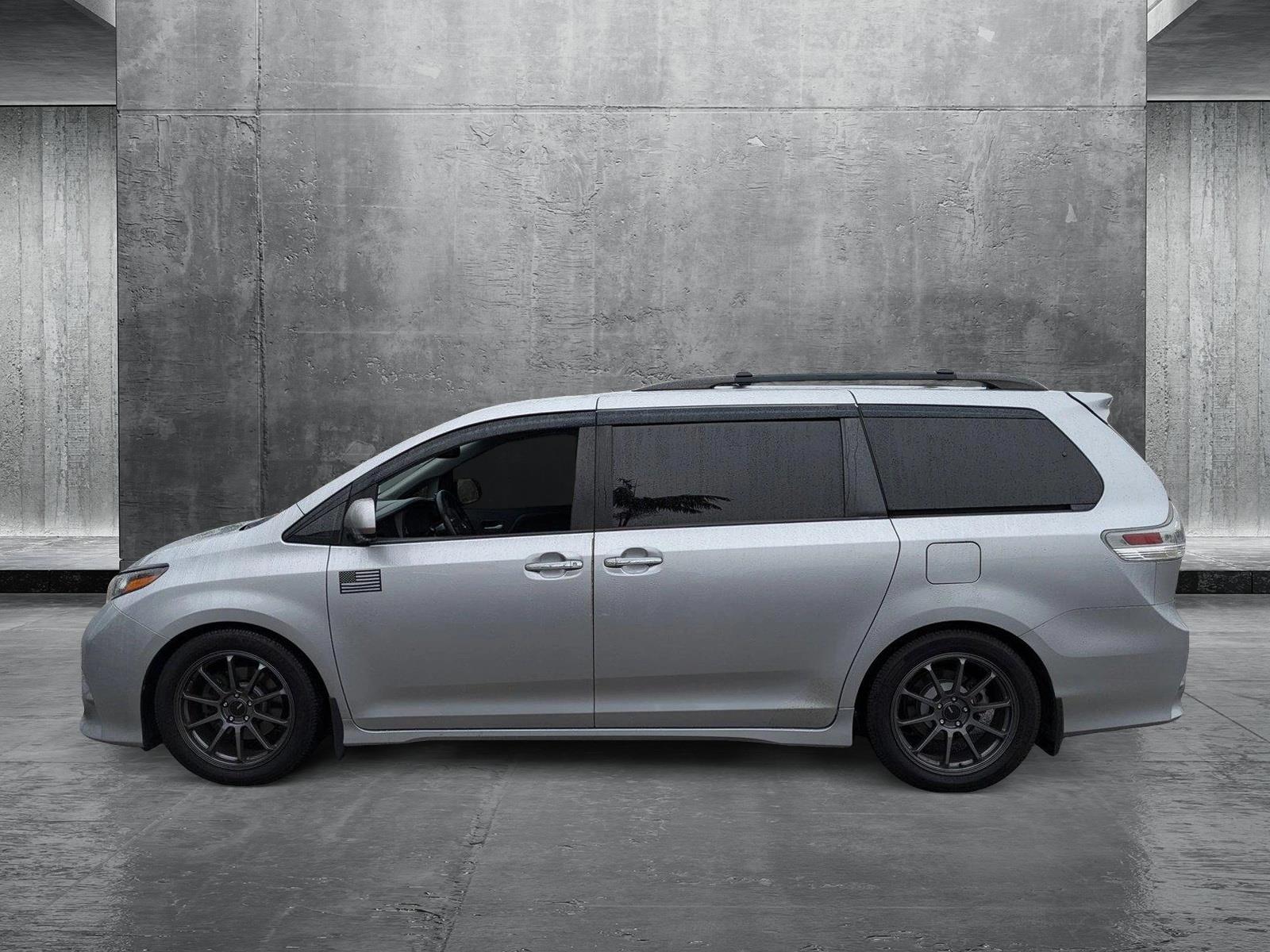 2015 Toyota Sienna Vehicle Photo in Miami, FL 33015