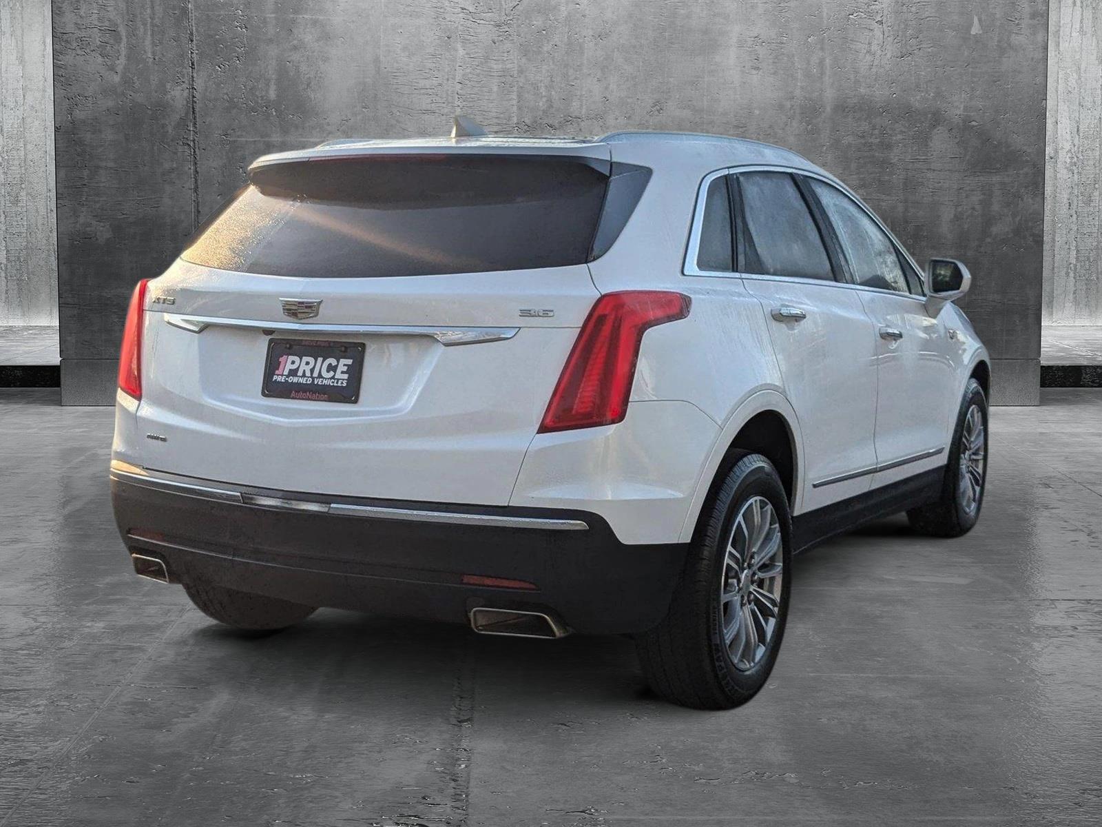 2017 Cadillac XT5 Vehicle Photo in Miami, FL 33169