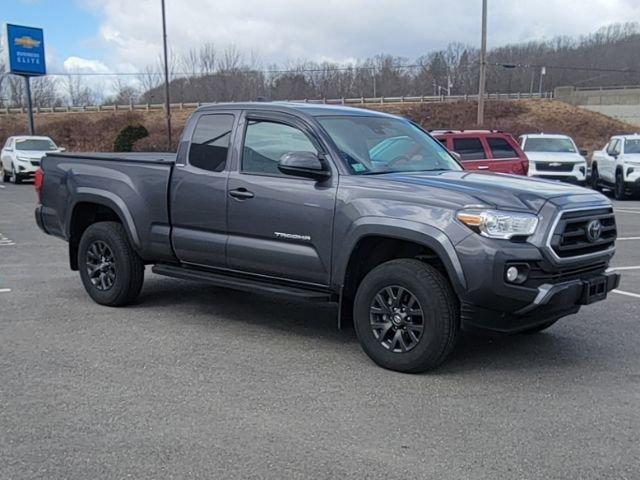 2022 Toyota Tacoma 4WD Vehicle Photo in GARDNER, MA 01440-3110