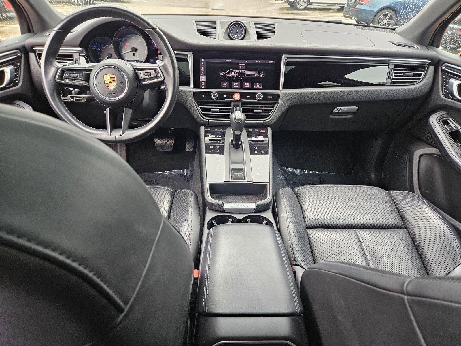 2022 Porsche Macan Vehicle Photo in Pembroke Pines , FL 33027