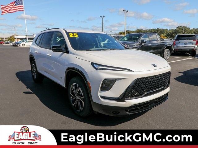 2025 Buick Enclave Vehicle Photo in HOMOSASSA, FL 34448-1461