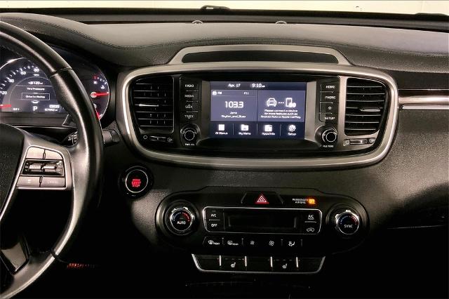 2020 Kia Sorento Vehicle Photo in Lees Summit, MO 64086