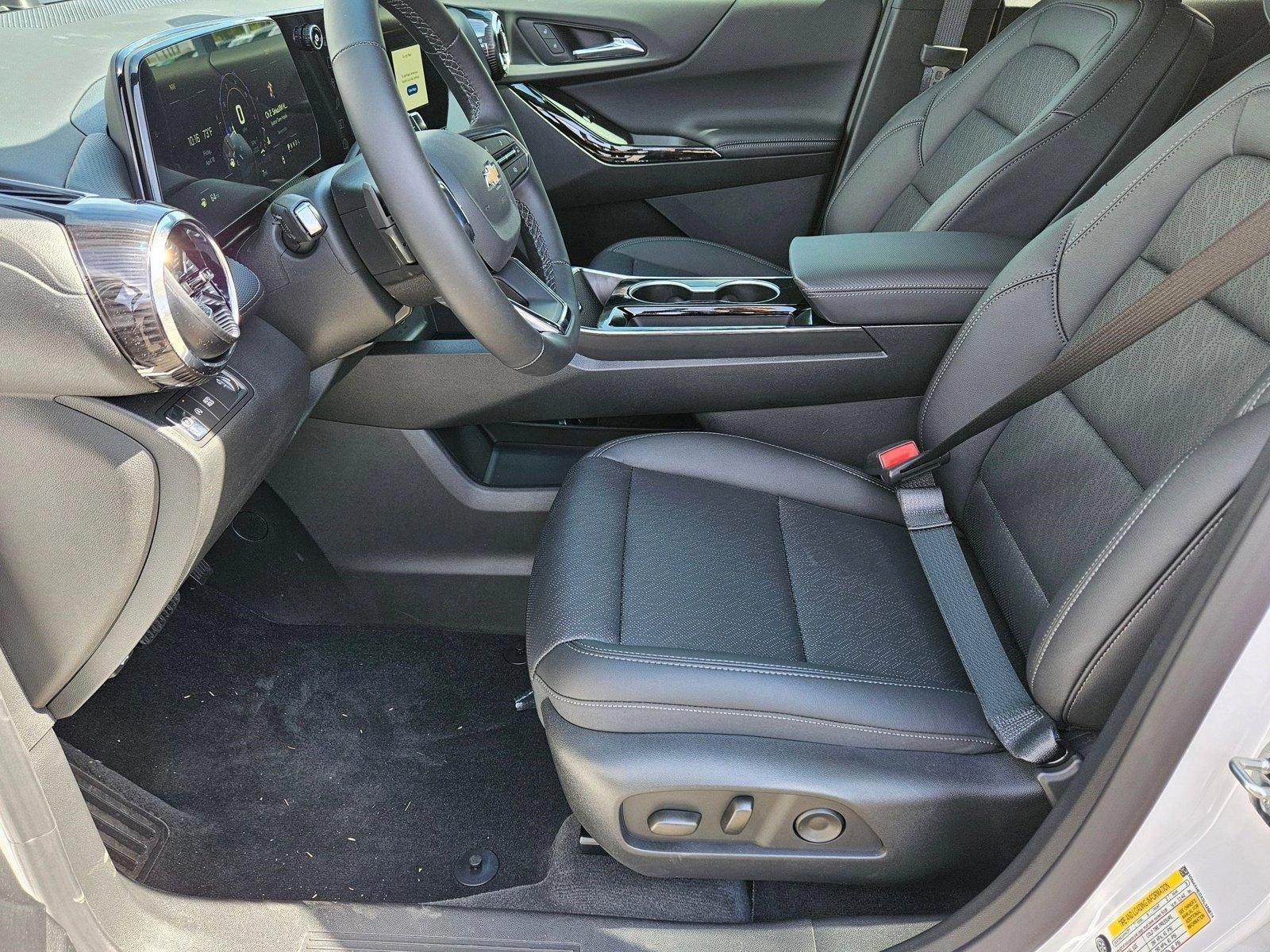 2025 Chevrolet Equinox Vehicle Photo in PEORIA, AZ 85382-3715