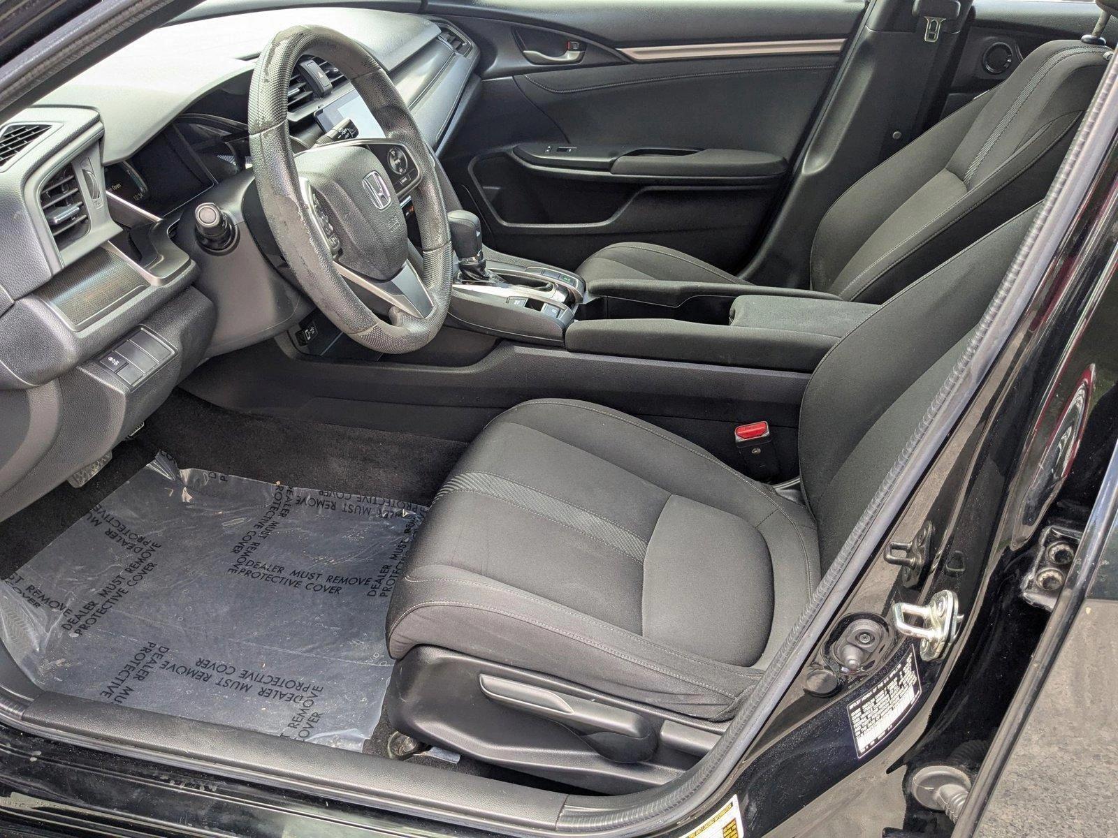 2017 Honda Civic Hatchback Vehicle Photo in PEMBROKE PINES, FL 33024-6534