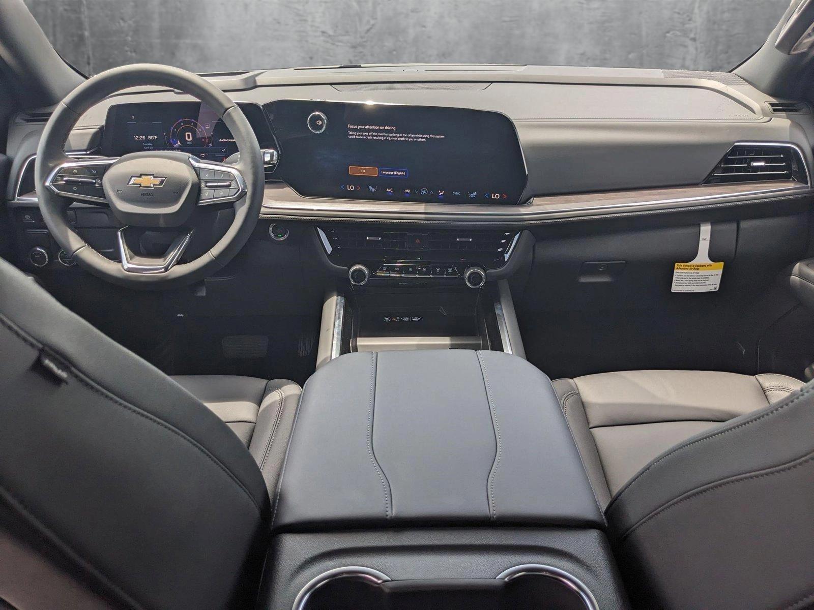 2025 Chevrolet Suburban Vehicle Photo in MIAMI, FL 33172-3015
