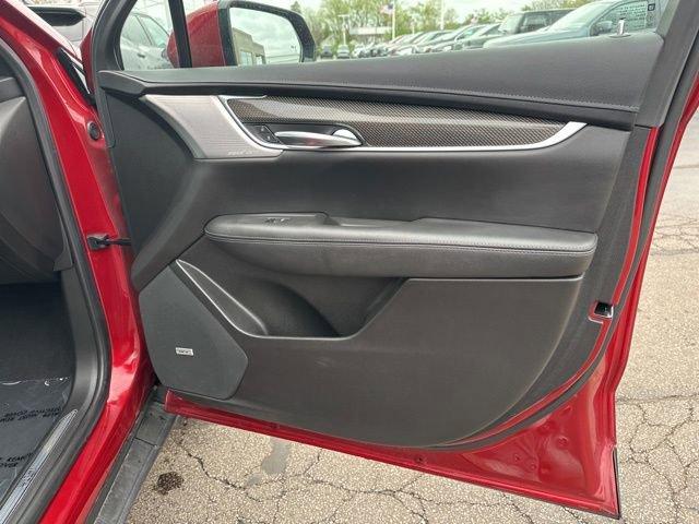 2021 Cadillac XT5 Vehicle Photo in MEDINA, OH 44256-9631