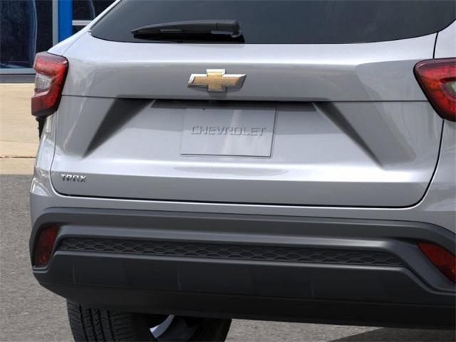 2025 Chevrolet Trax Vehicle Photo in ENGLEWOOD, CO 80113-6708