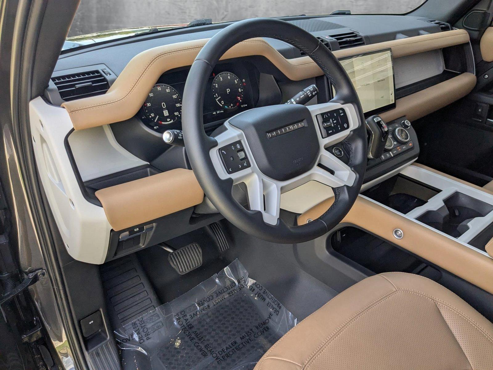 2025 Land Rover Defender Vehicle Photo in Pompano Beach, FL 33064