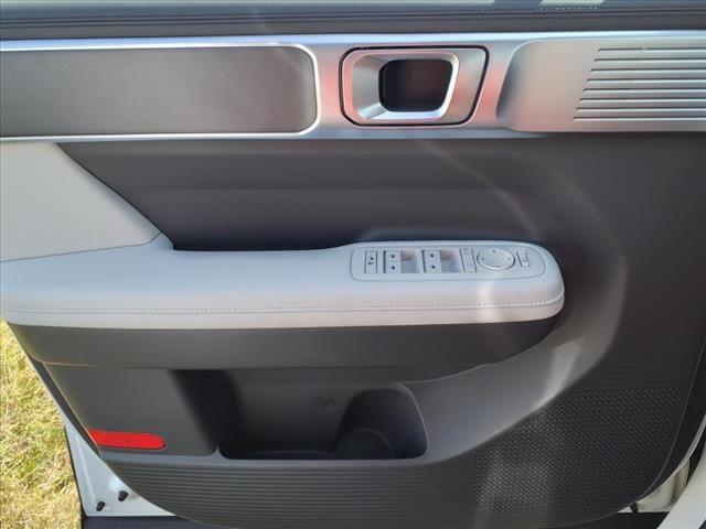 2025 Hyundai SANTA FE Vehicle Photo in Peoria, IL 61615