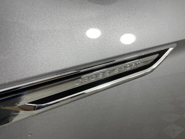2023 Volkswagen Atlas Cross Sport Vehicle Photo in GILBERT, AZ 85297-0402