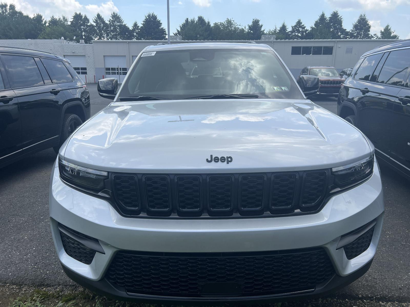 2025 Jeep Grand Cherokee Vehicle Photo in Mechanicsburg, PA 17050-1707