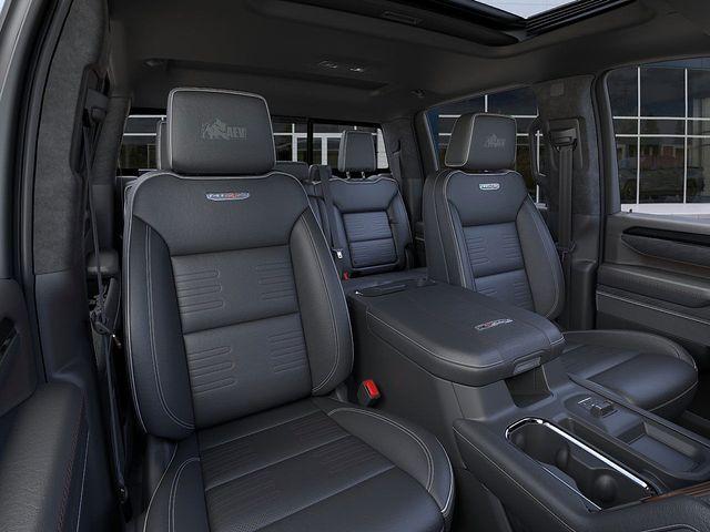 2025 GMC Sierra 2500 HD Vehicle Photo in WATERTOWN, CT 06795-3318