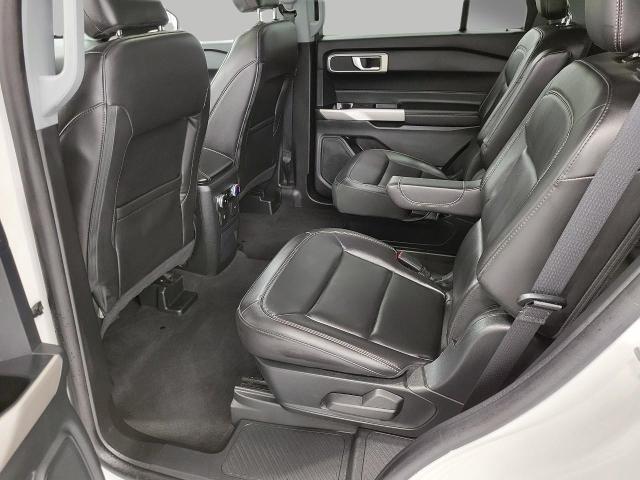 2023 Ford Explorer Vehicle Photo in Neenah, WI 54956