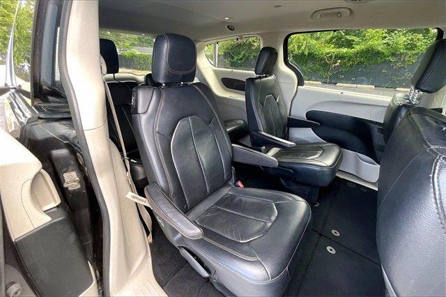 2018 Chrysler Pacifica Vehicle Photo in INDEPENDENCE, MO 64055-1314