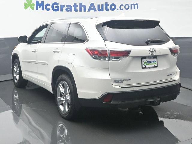2016 Toyota Highlander Vehicle Photo in Marion, IA 52302