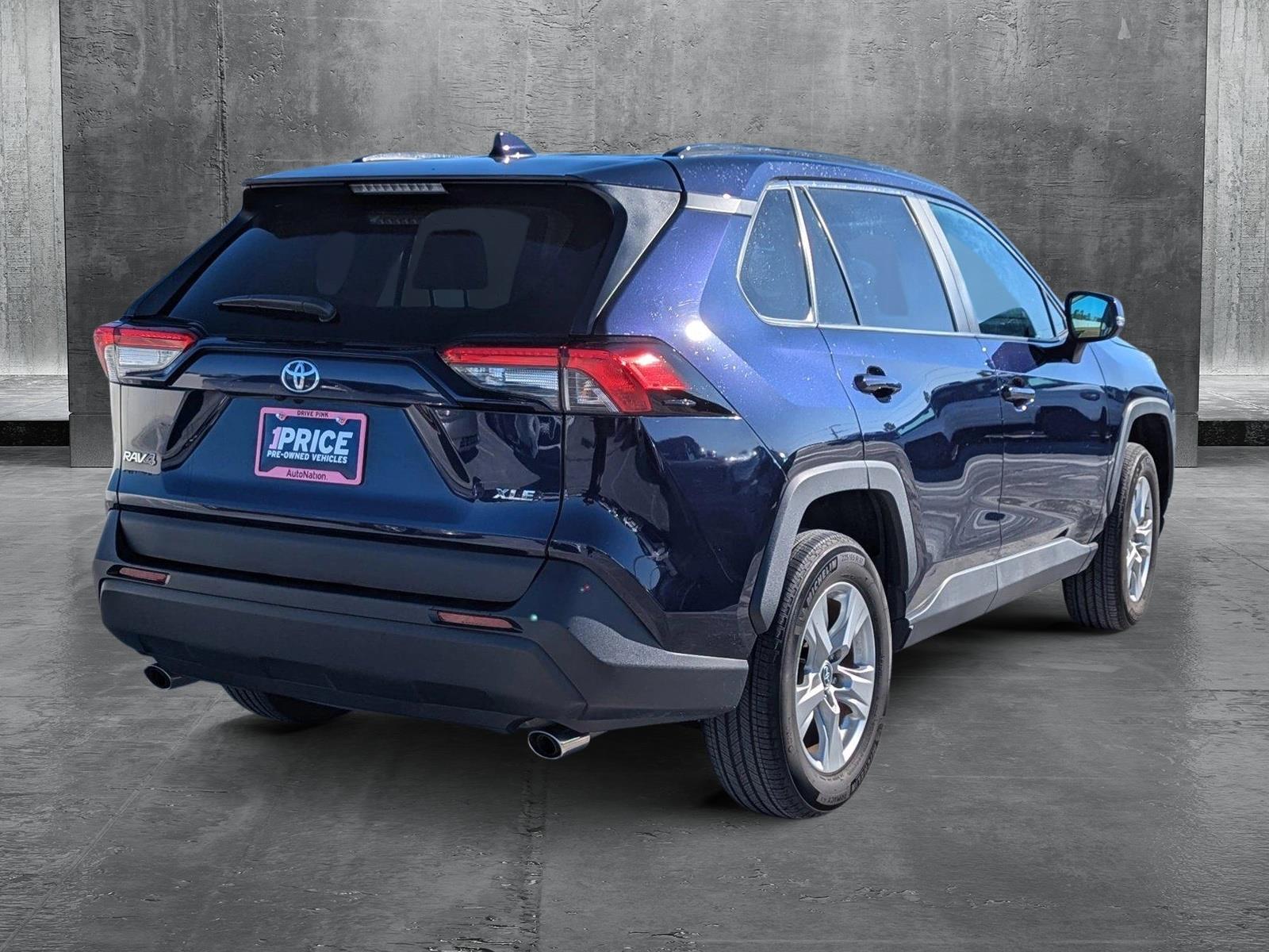 2021 Toyota RAV4 Vehicle Photo in Ft. Myers, FL 33907