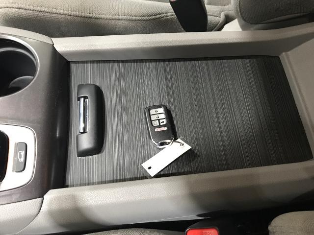 2020 Honda Pilot Vehicle Photo in GREEN BAY, WI 54303-3330