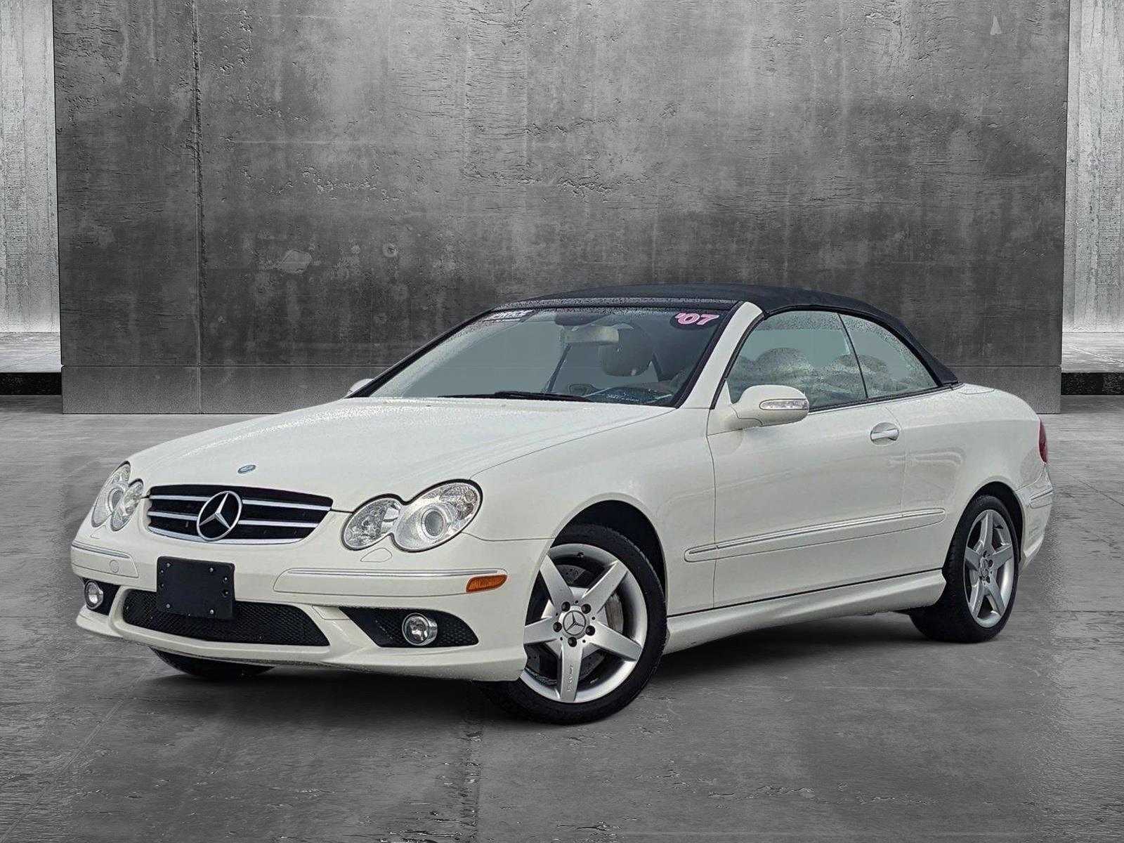 2007 Mercedes-Benz CLK-Class Vehicle Photo in WEST PALM BEACH, FL 33407-3296