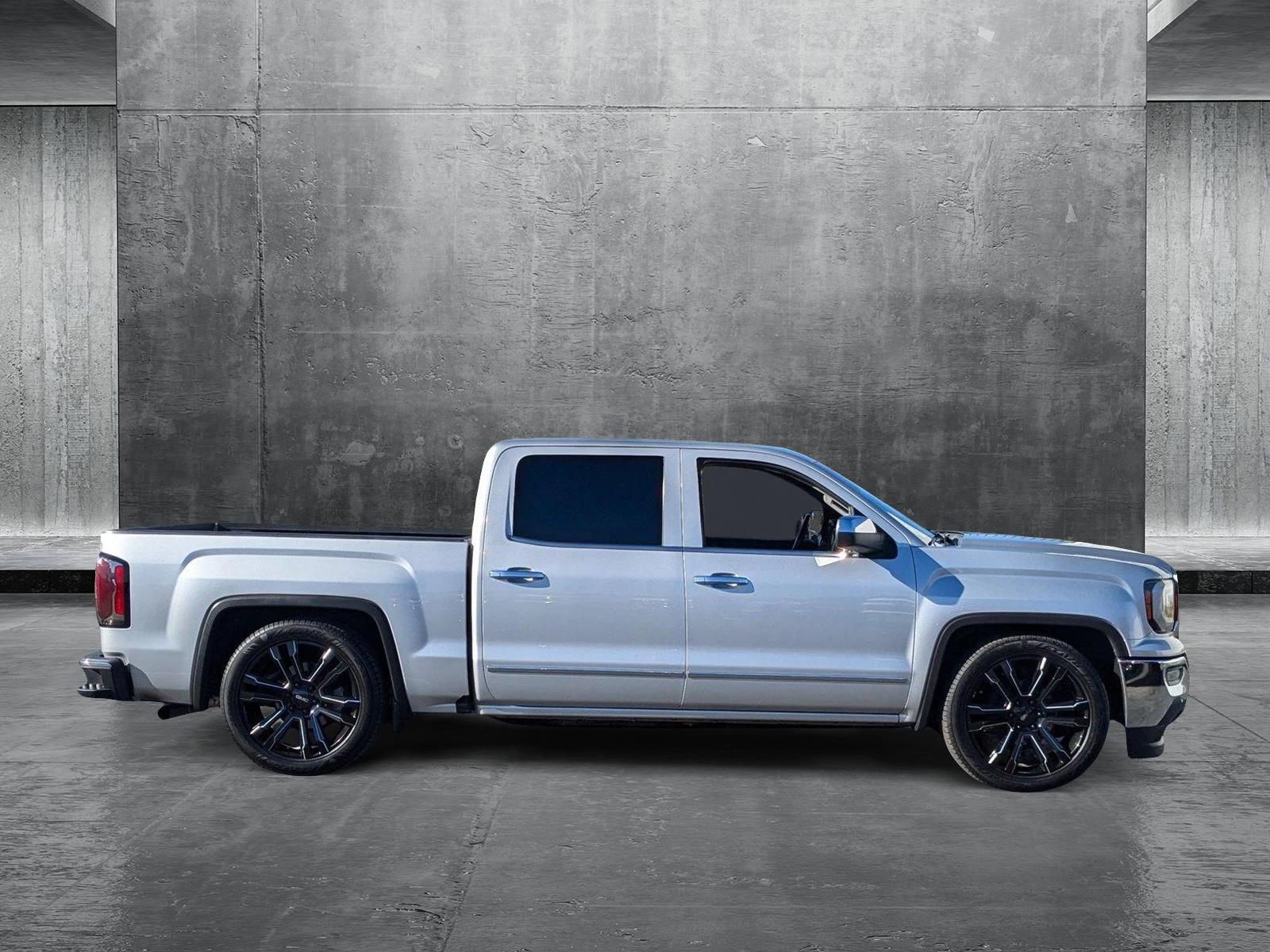 2016 GMC Sierra 1500 Vehicle Photo in VALENCIA, CA 91355-1705