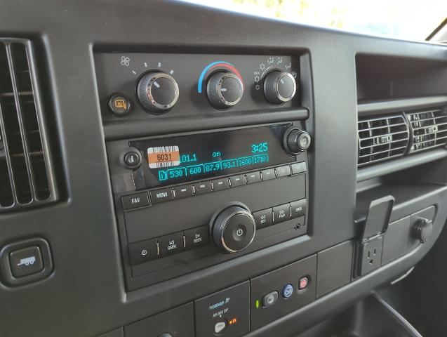 2025 GMC Savana Cargo 2500 Vehicle Photo in PASADENA, CA 91107-3803
