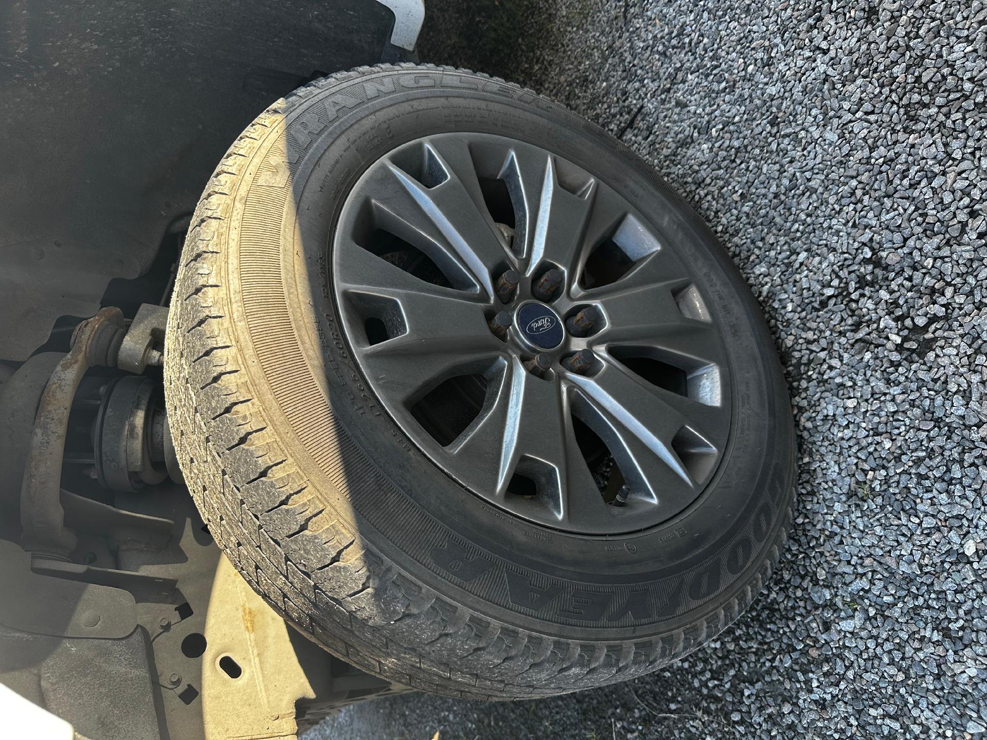 Used 2017 Ford F-150 Platinum with VIN 1FTFW1EG6HFB82753 for sale in Farmville, VA