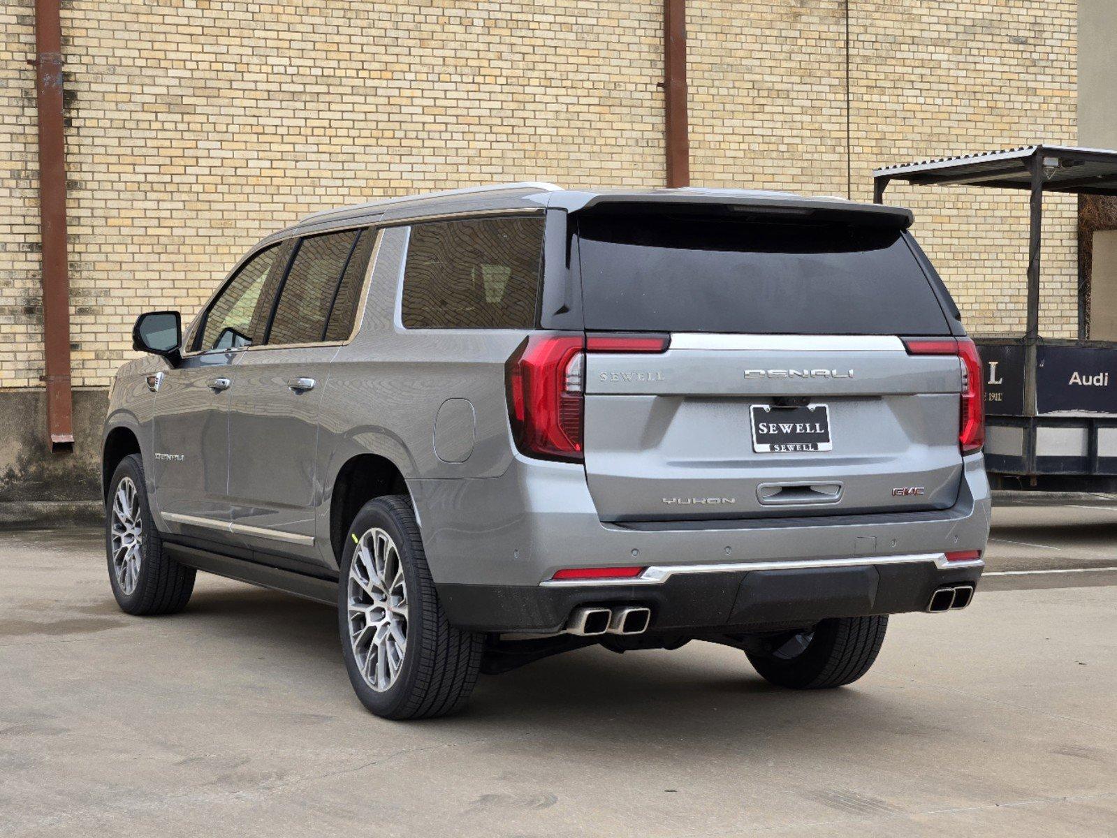 2025 GMC Yukon XL Vehicle Photo in DALLAS, TX 75209-3016