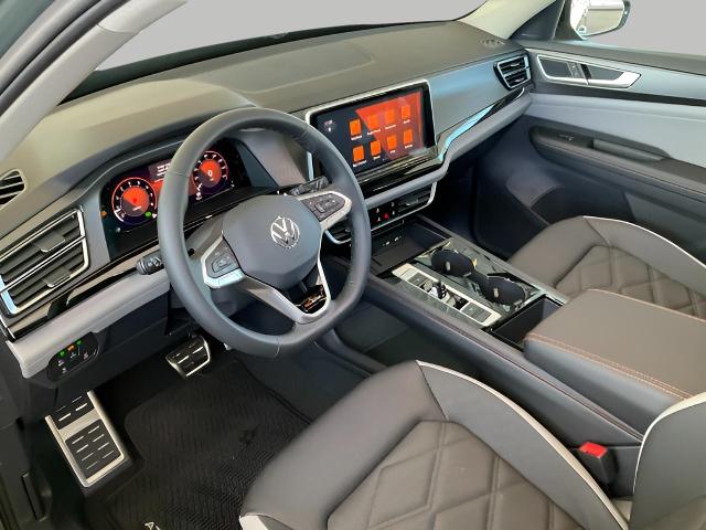 2025 Volkswagen Atlas Vehicle Photo in Oshkosh, WI 54904