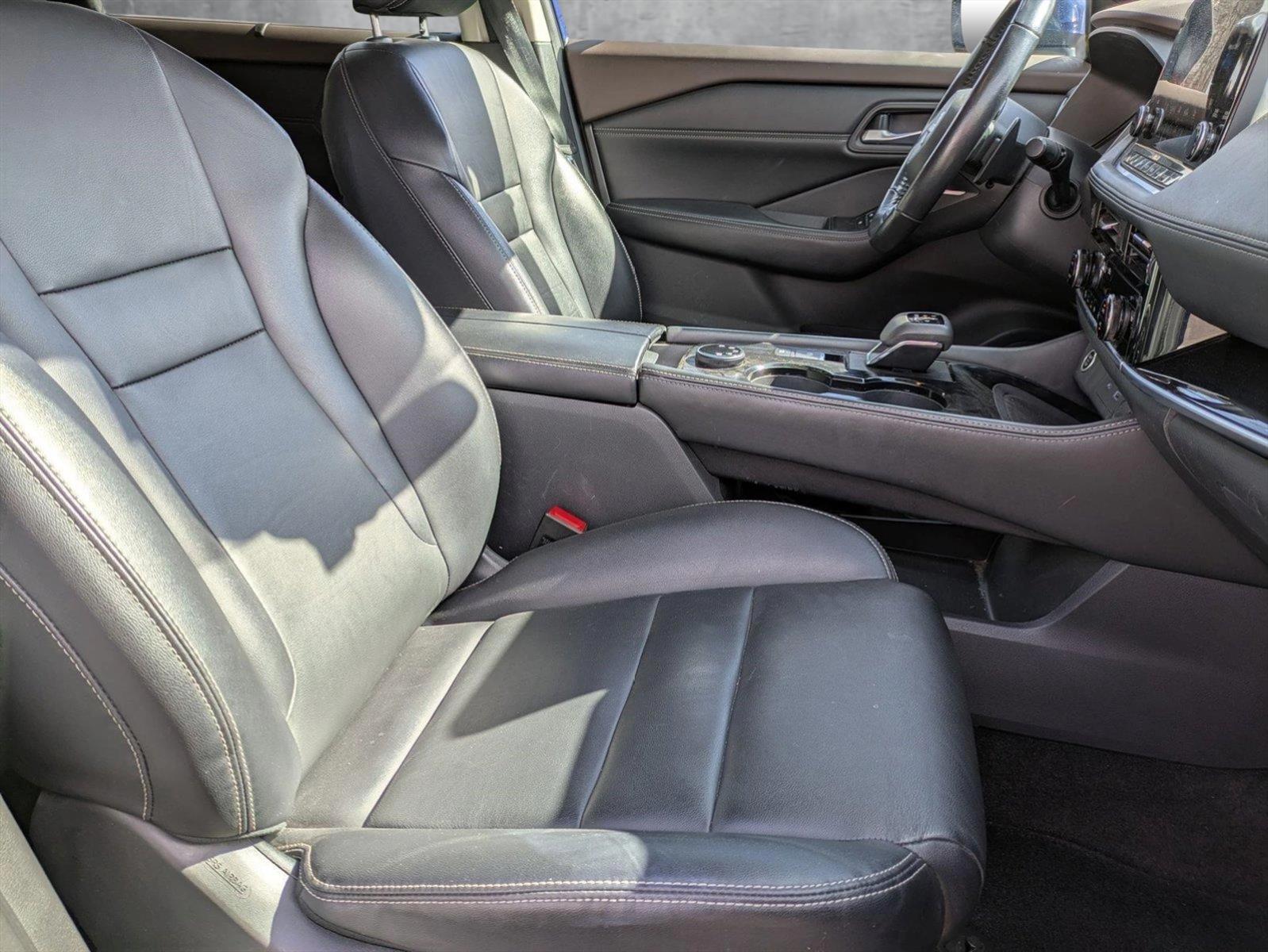 2023 Nissan Rogue Vehicle Photo in GOLDEN, CO 80401-3850