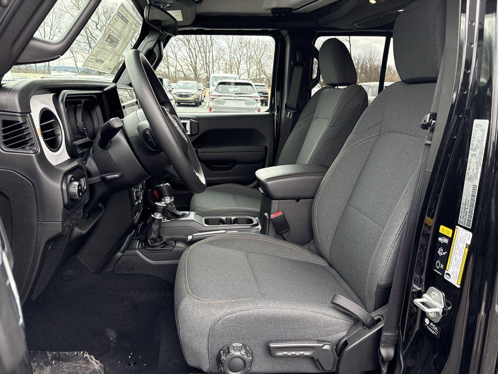 2025 Jeep Gladiator Vehicle Photo in Mechanicsburg, PA 17050-1707