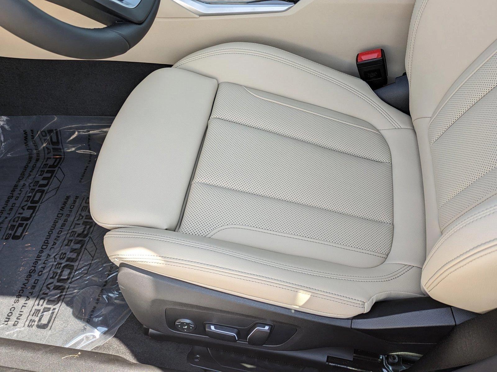 2024 BMW 330i xDrive Vehicle Photo in Rockville, MD 20852