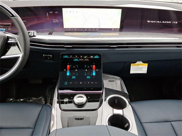 2025 Cadillac ESCALADE IQ Vehicle Photo in ALLENTOWN, PA 18103-7399