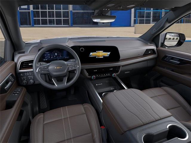2025 Chevrolet Suburban Vehicle Photo in ENGLEWOOD, CO 80113-6708
