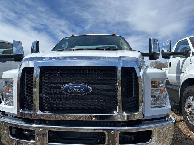 2025 Ford F-750SD Vehicle Photo in Webster, MA 01570-1415