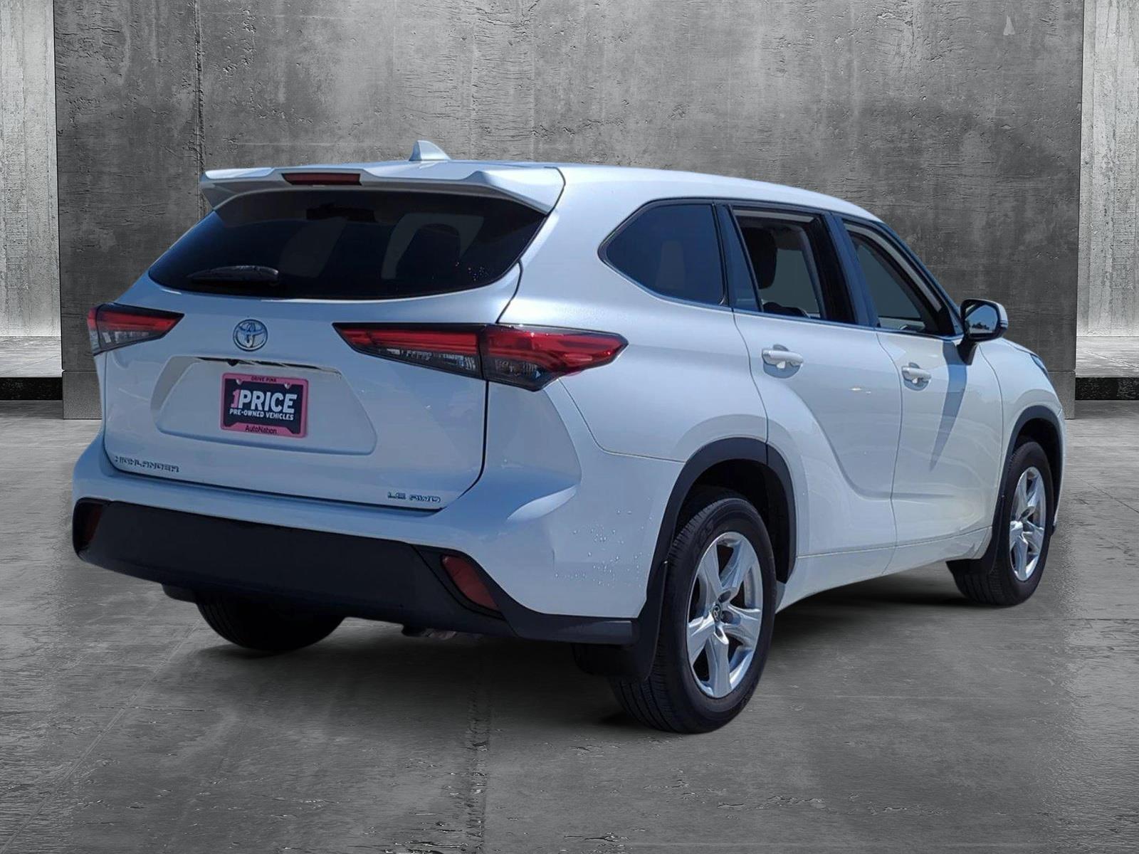 2020 Toyota Highlander Vehicle Photo in Ft. Myers, FL 33907
